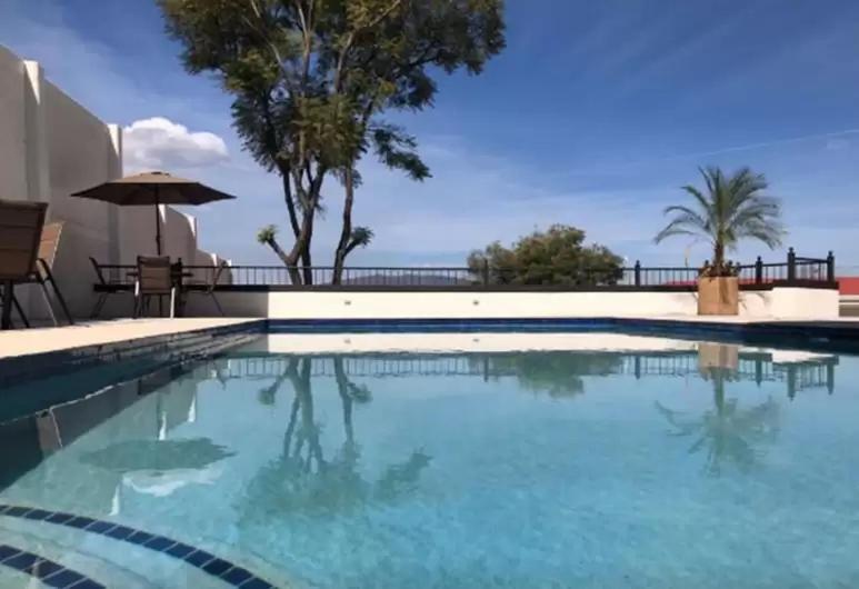 Hotel Candelero Yuriria Εξωτερικό φωτογραφία