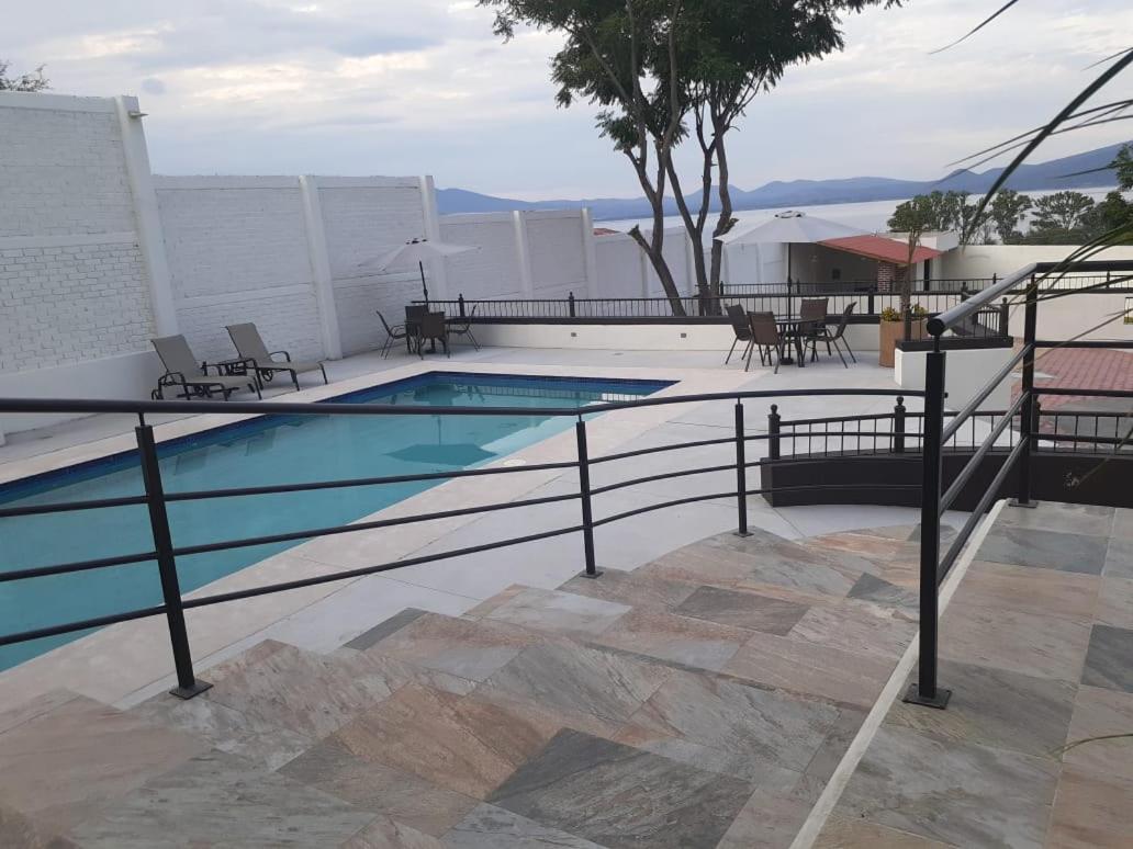 Hotel Candelero Yuriria Εξωτερικό φωτογραφία