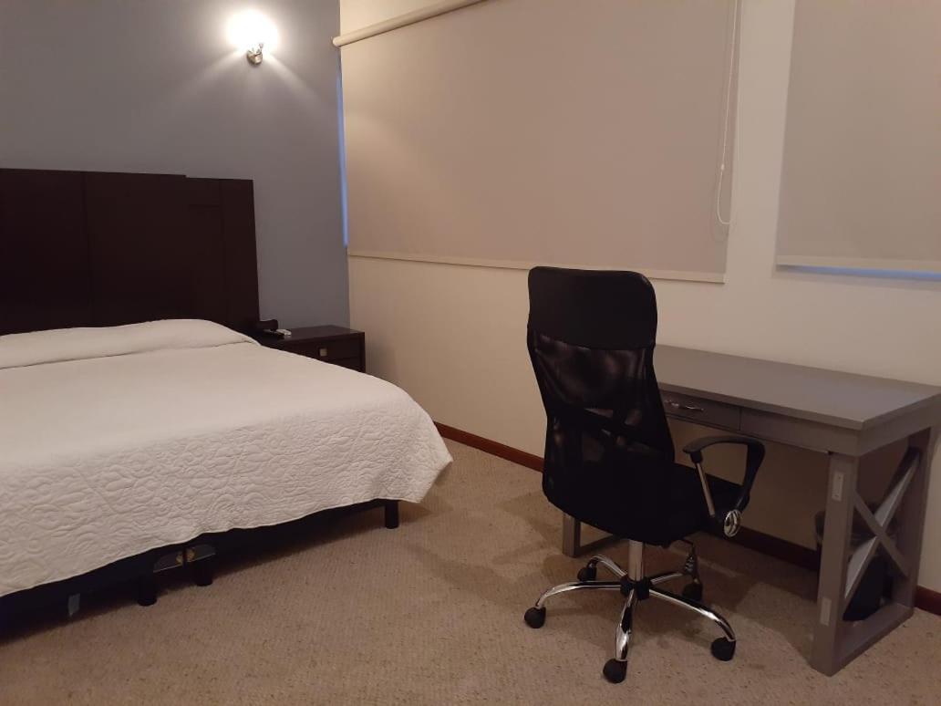 Hotel Candelero Yuriria Εξωτερικό φωτογραφία